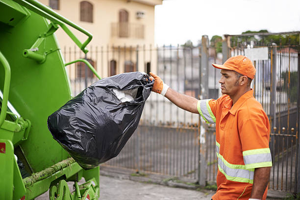 Best Yard Waste Removal  in Willowick, OH